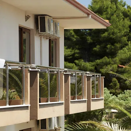 Simeon Hotel